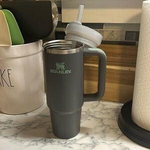 30oz Stanley cup with straw.